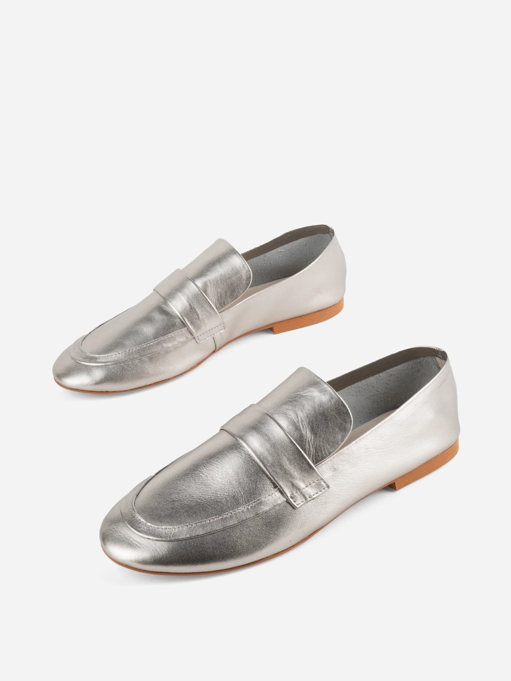 Intentionally Blank Perm Metallic‎ Silver Loafer 6